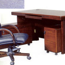 深圳南山东方家具厂 专注办公家具，厂家直销座椅